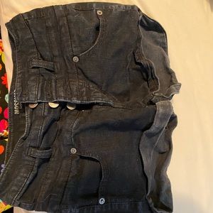 MOSSIMO black high rise jean short